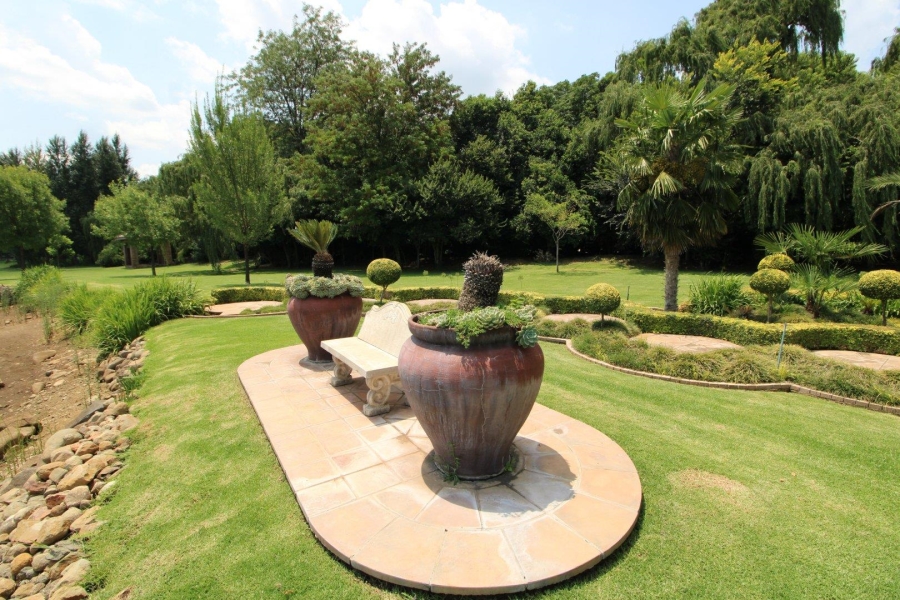 11 Bedroom Property for Sale in Van Der Hoff Park North West